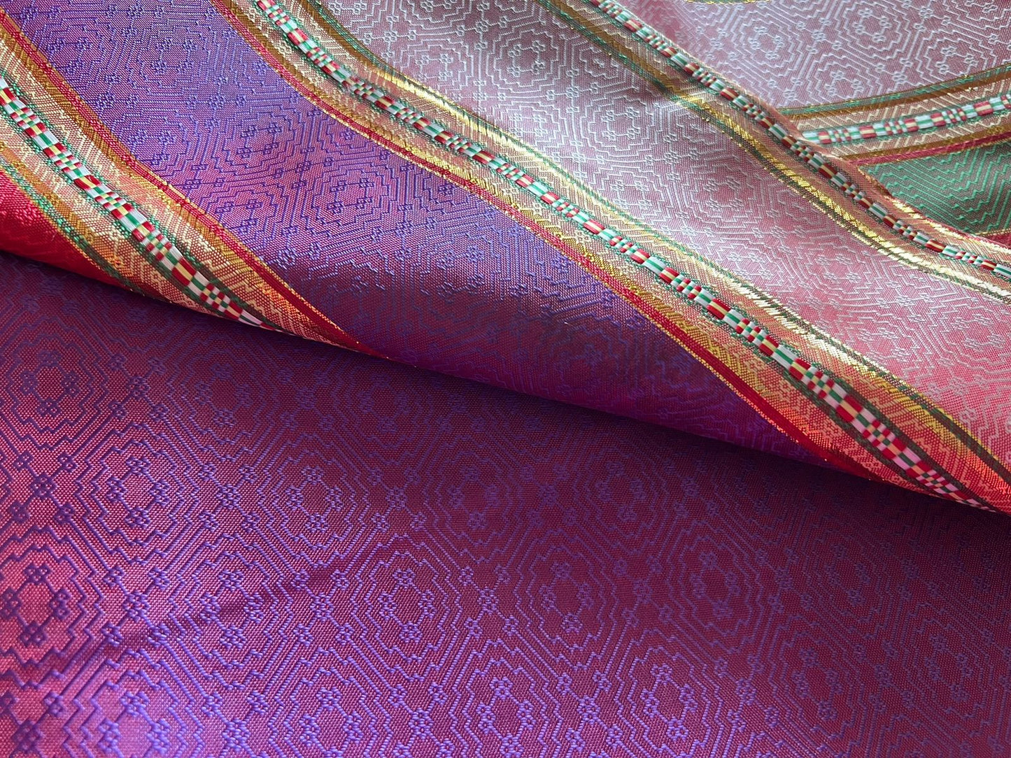 حولي عنق حمامة