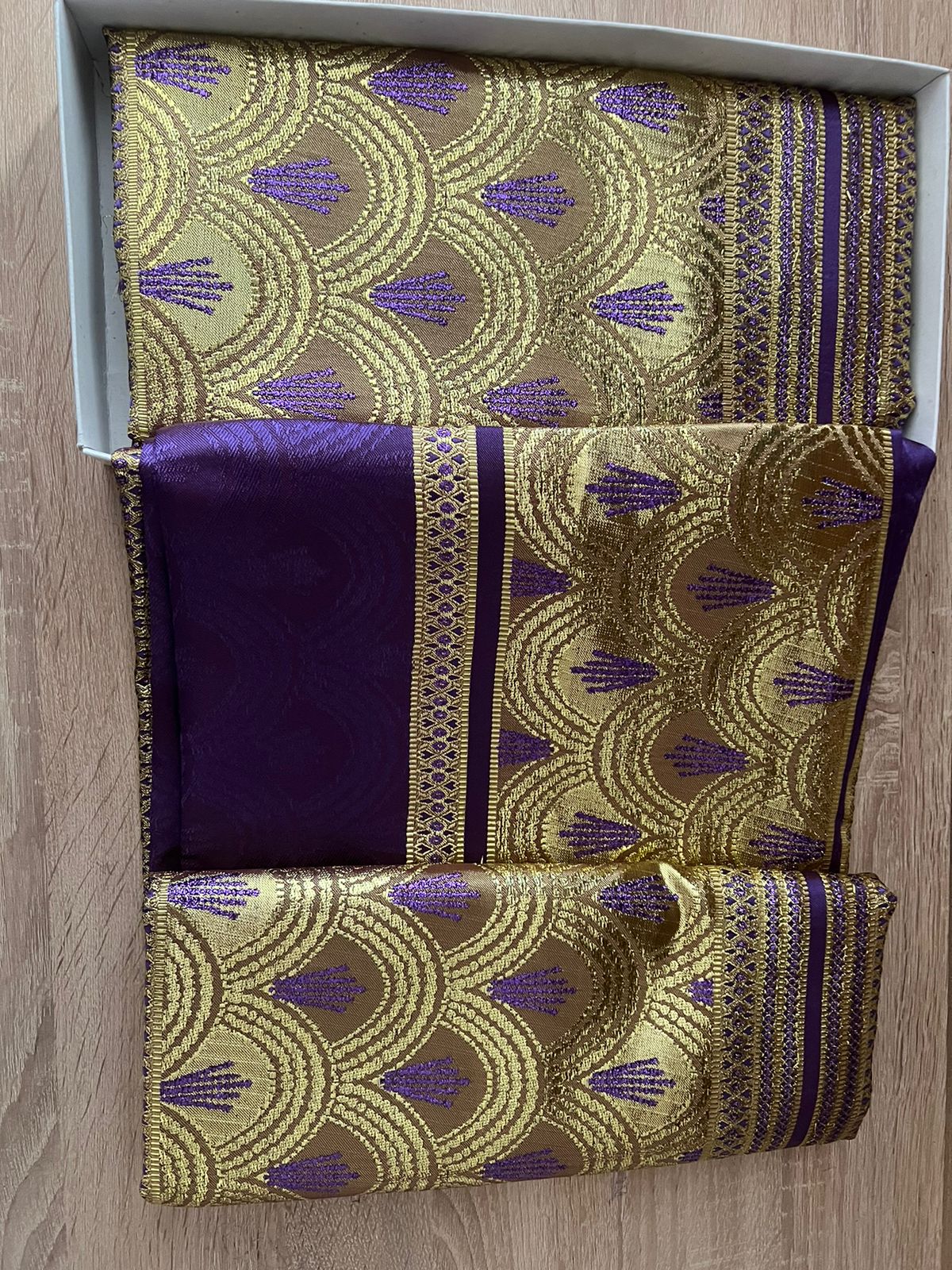 حولي قشرة حوتة بالغطاء